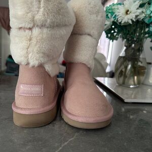 Koolaburra by UGG Pink Boots
